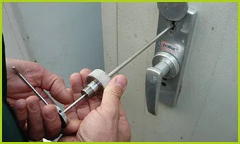 Expert Locksmith Services Uppr Marlboro, MD 301-723-7157 Expert Locksmith Services Uppr Marlboro, MD 301-723-7157 - 15-emergency-locksmiths